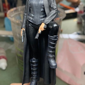 Undergirl figure HO 1/64 1/43 1/24 1/18 Scale handpaint high detail