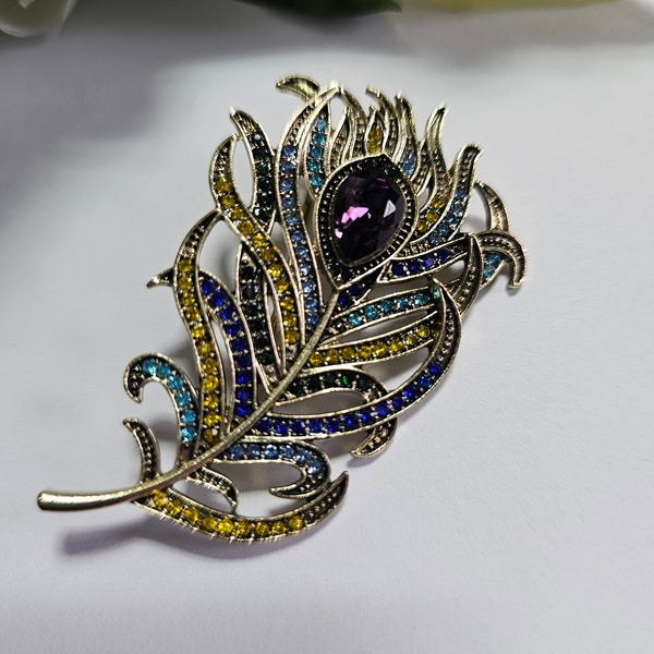 Peacock Feather Style Brooch