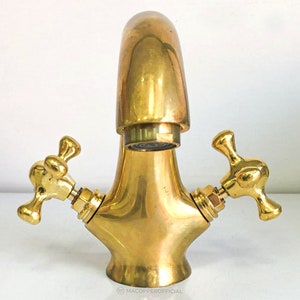 Grifo de baño de latón sin lacar Grifo de baño de latón macizo Grifo de tocador con manijas en cruz