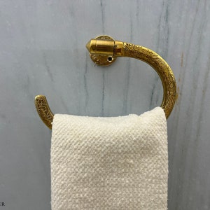 Suporte de toalha de latão para banheiro Suporte de toalha de cozinha Cabides Montagem na parede Anel de toalha de mão de latão sólido Suporte de toalha de papel
