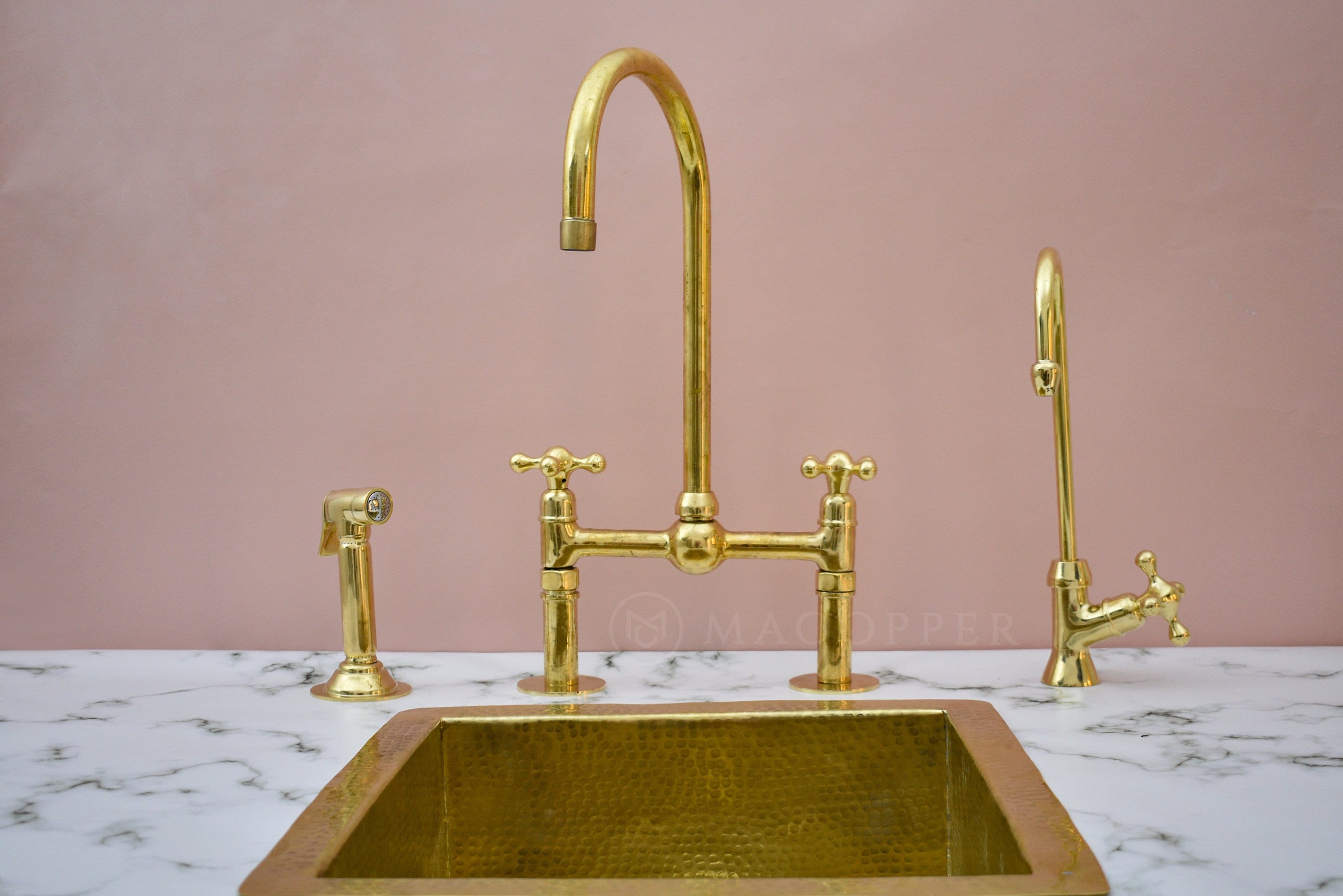 シンプルなクロスハンドル付きソリッドブラスキッチンブリッジ蛇口