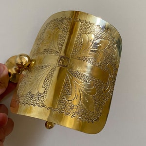 Porta carta igienica in ottone non laccato fatto a mano, porta rotolo per bagno di servizio fatto a mano, porta rotolo per carta igienica da parete inciso a mano