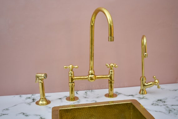 キッチンシンクの蛇口、ソリッド真鍮シングルハンドルキッチン蛇口 シンプルなクロスハンドル付きソリッドブラスキッチンブリッジ蛇口