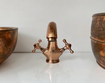Grifo de baño con acabado de cobre, grifo de tocador de baño con manijas cruzadas, grifo de fregadero de tocador, grifo de fregadero de cobre martillado