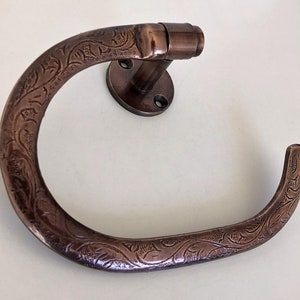 Porta rotolo di carta igienica in rame fatto a mano, porta carta igienica inciso a mano in rame massiccio, attacco a parete per bagno, design vintage