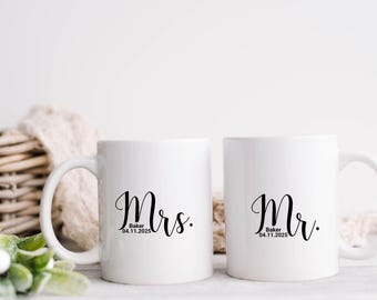 Tazas de café personalizadas para Sra. y Sr. de 11 oz, diseño de doble cara/Tazas para parejas/Tazas de regalo de boda/Regalo de aniversario de boda.
