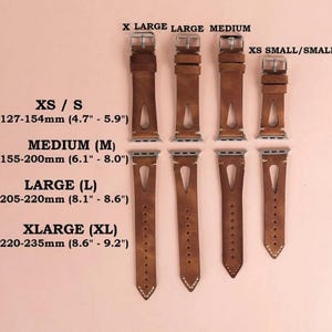 Apple Watch leather band size options — XS and Medium straps for different wrist sizes