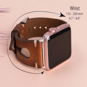 Wrist size guide showing Apple Watch band fit range in inches and millimeters.