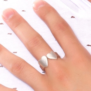 Men&#39;s Antique Silver Open Band Adjustable Wrapped Ring, Statement Brass Ring,  Heart Ring, Scroll Ring, Gift For boyfriend, Jewelry For Him