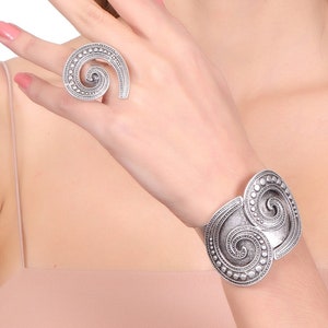 Antique Silver Open Band Adjustable Spiral Cuff Bracelet & Ring Set, Oversize Statement Ring, Silver Chunky Cuff Bracelet, Boho Jewelry