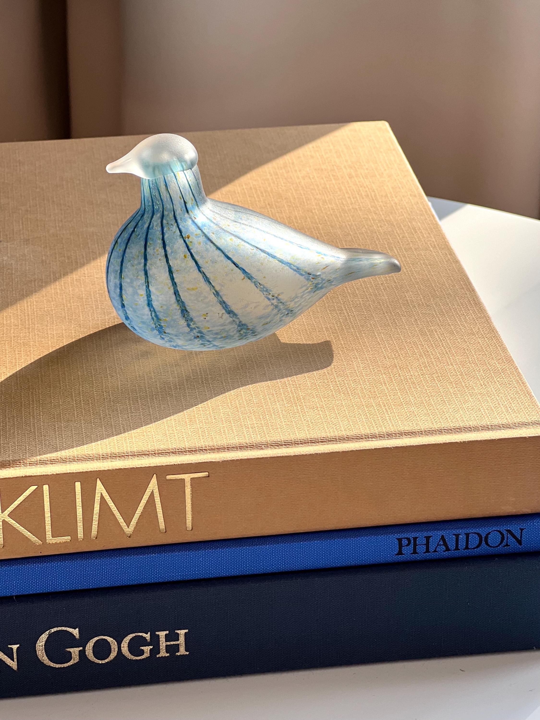Vintage Finnish Nuutajärvi Oiva Toikka Blue Art Glass Sandblasted