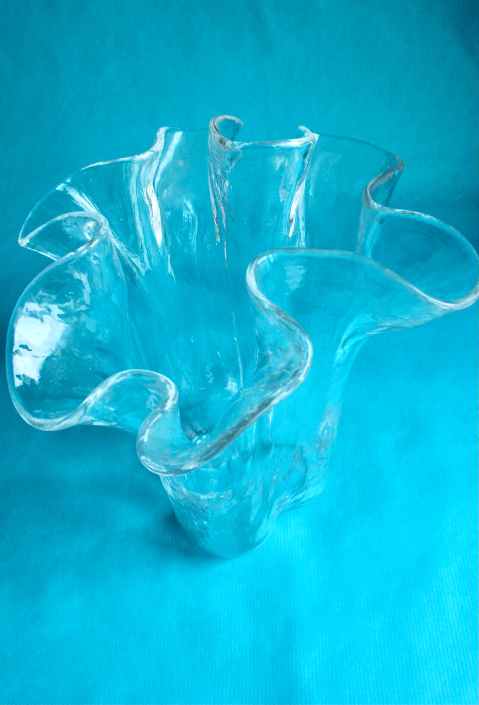 Vintage Hankerchief vase Clear glass art vase Ruffle vase Etsy