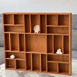 Rectangular Adjustable Vintage wall-hanging Curio Shelf for Displaying Miniatures, Knick-knacks, Wooden Shadow Box Compartment shelf
