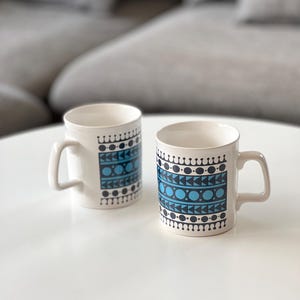 Vintage Staffordshire Potteries retro blue dot mugs, Vintage mugs, Staffordshire coffee mugs, Made in England, Blue retro geometric dot mugs