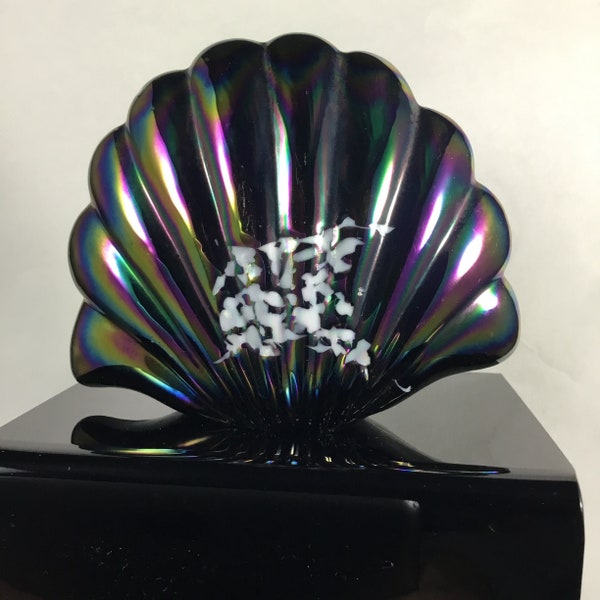 Pele's Hawaii Art Glass Iridescent Clam Shell Paperweight