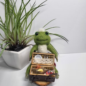 Spring decoration Mr. Frog with picnic suitcase felted frog