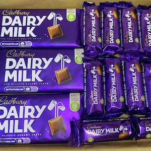 Kosz czekoladowy Cadbury Dairy Milk Słodkie spersonalizowane pudełko Cukierki Skrzynka na listy Wybór smakołyków Prezent Prezent Urodzinowy Prezent Słodycze Dzień Ojca