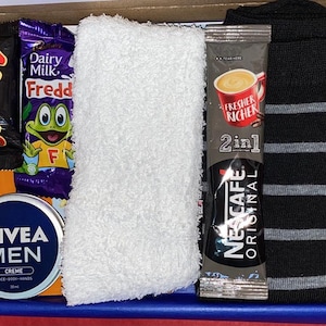 Gelukkige verjaardag mens mand, heren gezichtsmasker verwendoos, heden, vaderdag, verjaardag, man, vader, broer, zoon, cadeau voor hem Eid Gift