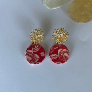 Red floral ceramic earrings , ceramic jewelry, handmade ceramic earrings , vintage earrings, mothers day gift, gift for mum