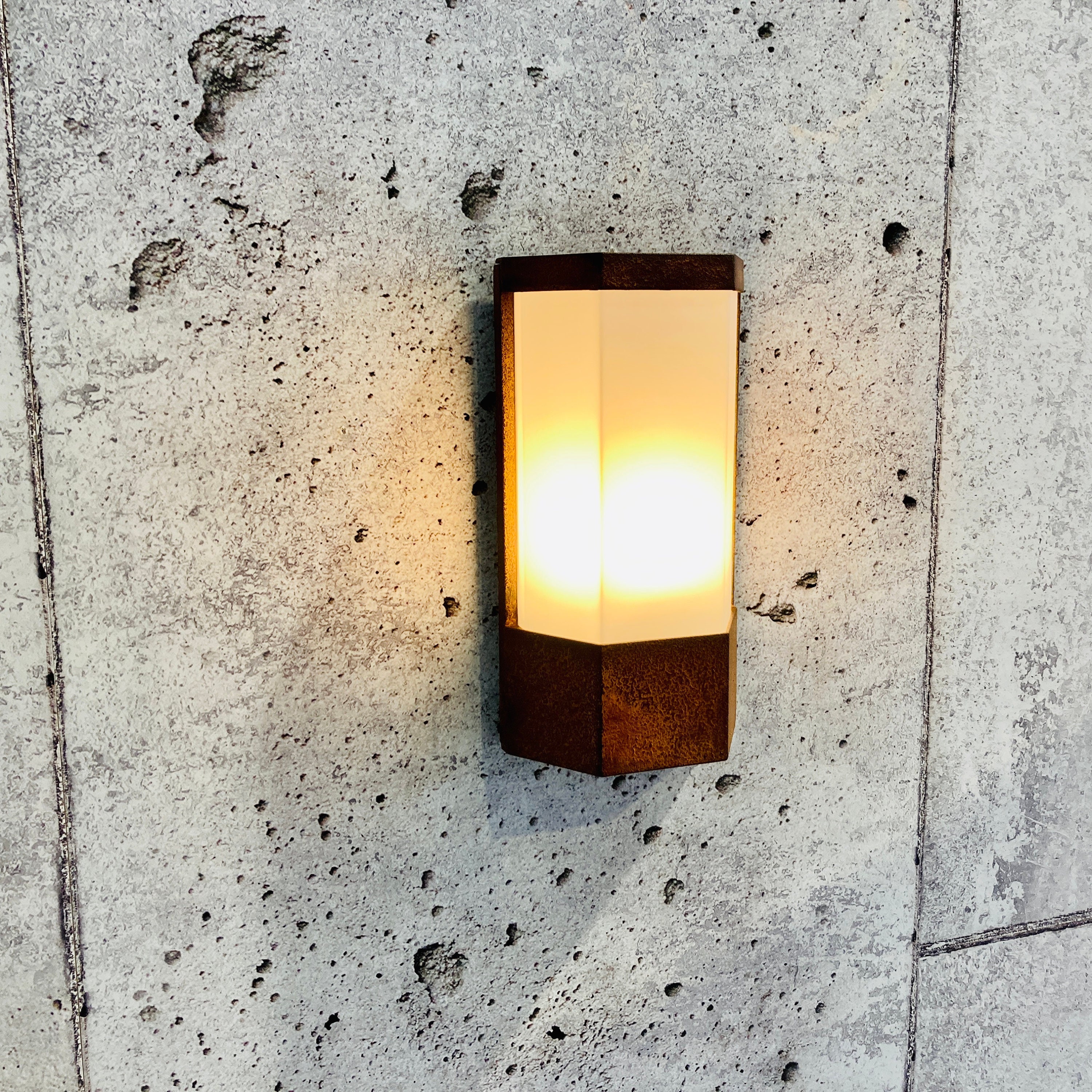 Brootzo Stefani LED Messing Schott Rund Outdoor Wasserdichte Lampe