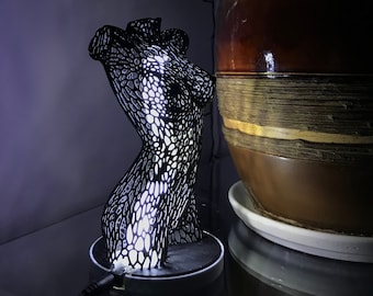 Female Torso Desk lamp / 3D printed