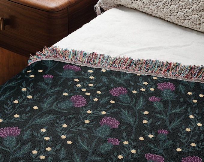 Thistle Flowers Woven Blanket Pretty Floral Throw Blanket For Bed Mom Blanket Botanical Print Tapestry Wall Hanging Throw Blanket Couch