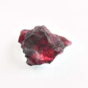 28.05 Ct Very Rare 100% Natural Red Painite Rough Unheated Burmese Facet Loose Rough Certified-Wholesale Rough-Natural Painite Rough Raw AAA