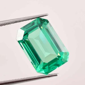 9.55 Ct Natural Green Colombian Emerald Radiant Cut Loose Gemstone GIT Certified 10x14 MM-AAA+ Top Quality Emerald-Ring & Jewelry Making Gem