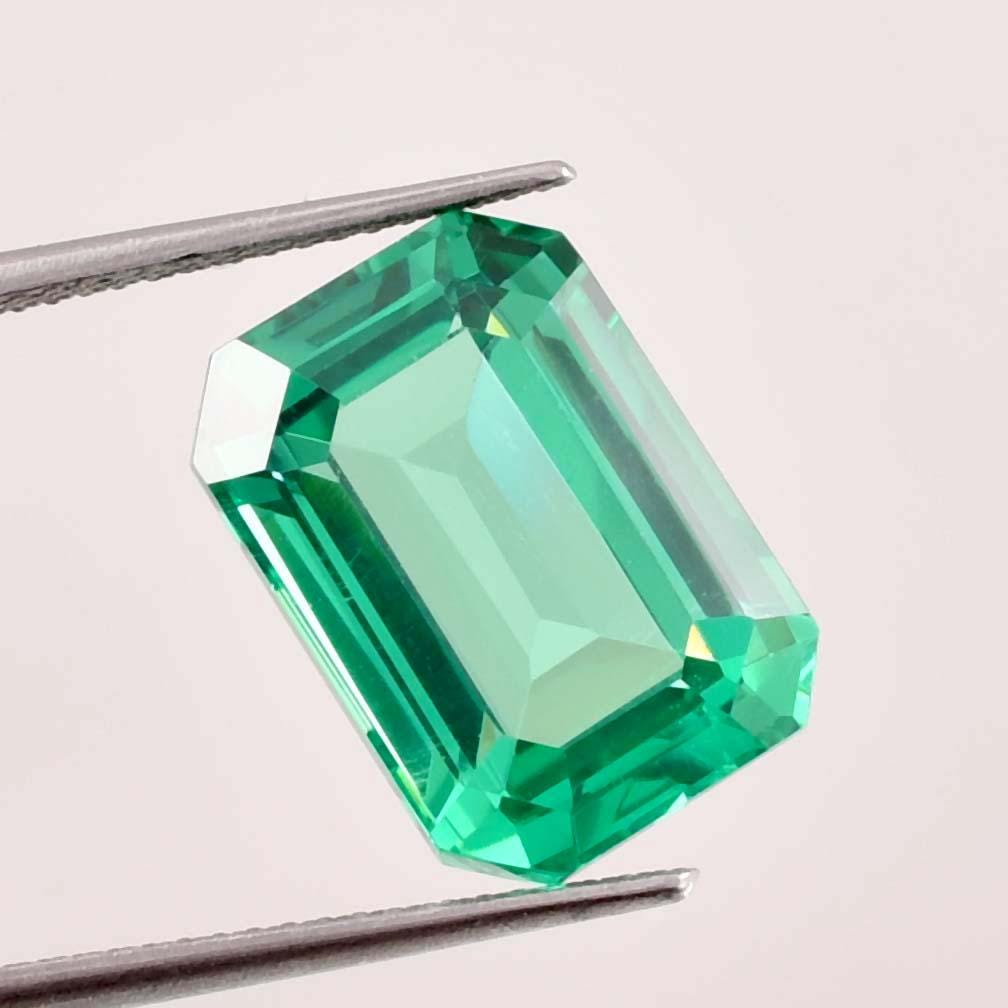 Émeraudes brutes vertes - Pierres précieuses naturelles pour la création de bijoux