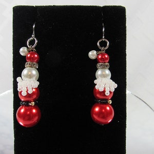 Earrings - Beaded Santa - Ear Wire