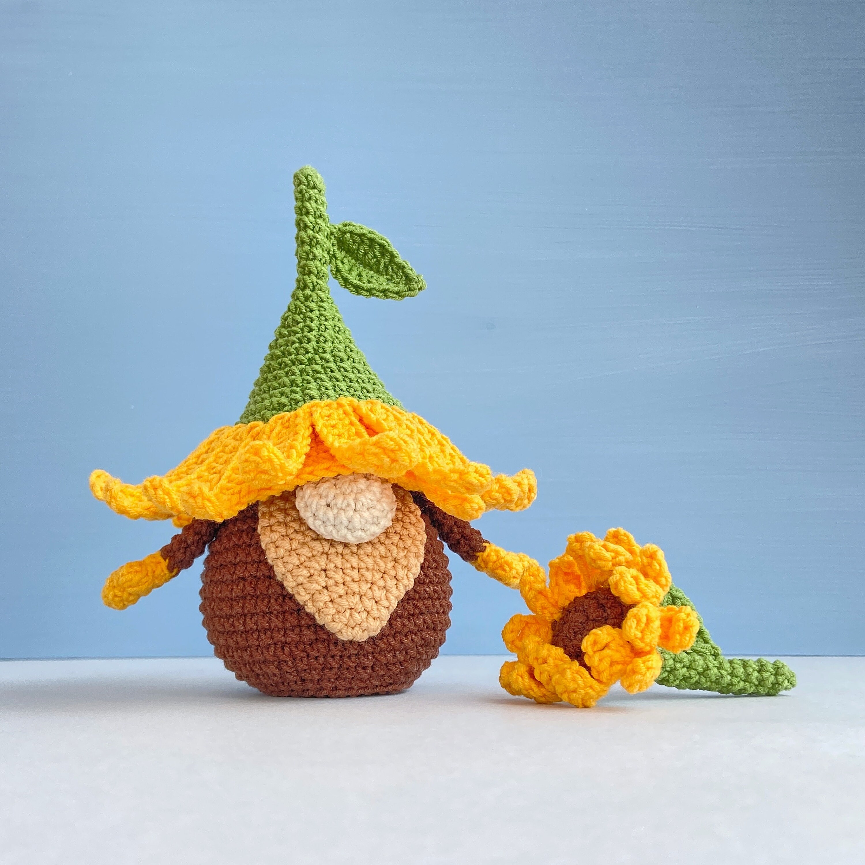 Sunflower Gnome Christmas Crochet Kit for Beginners – Kdafio