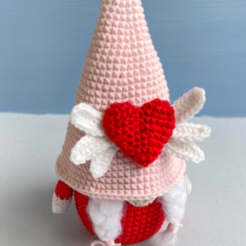 Crochet Pattern Love Heart Gnome, Valentines Day funny gnome pdf pattern image 7