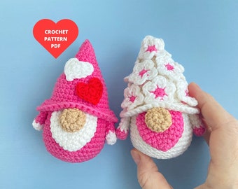 Crochet Pattern Valentines Day Gnome, Crochet keychain amigurumi pattern, tiny gnome with flower and heart, Sakura gnome