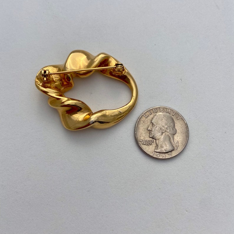 gold tone brooch Vintage modernist heavy