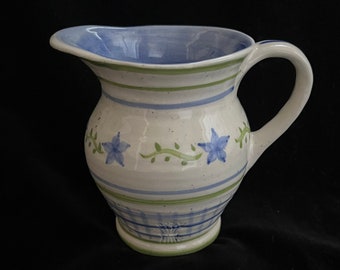 Liten kanna/gräddkanna i keramik från Country Living Dry Goods