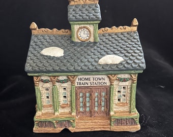 Home Town America Christmas 1995 Collection &quot;Train Station&quot;