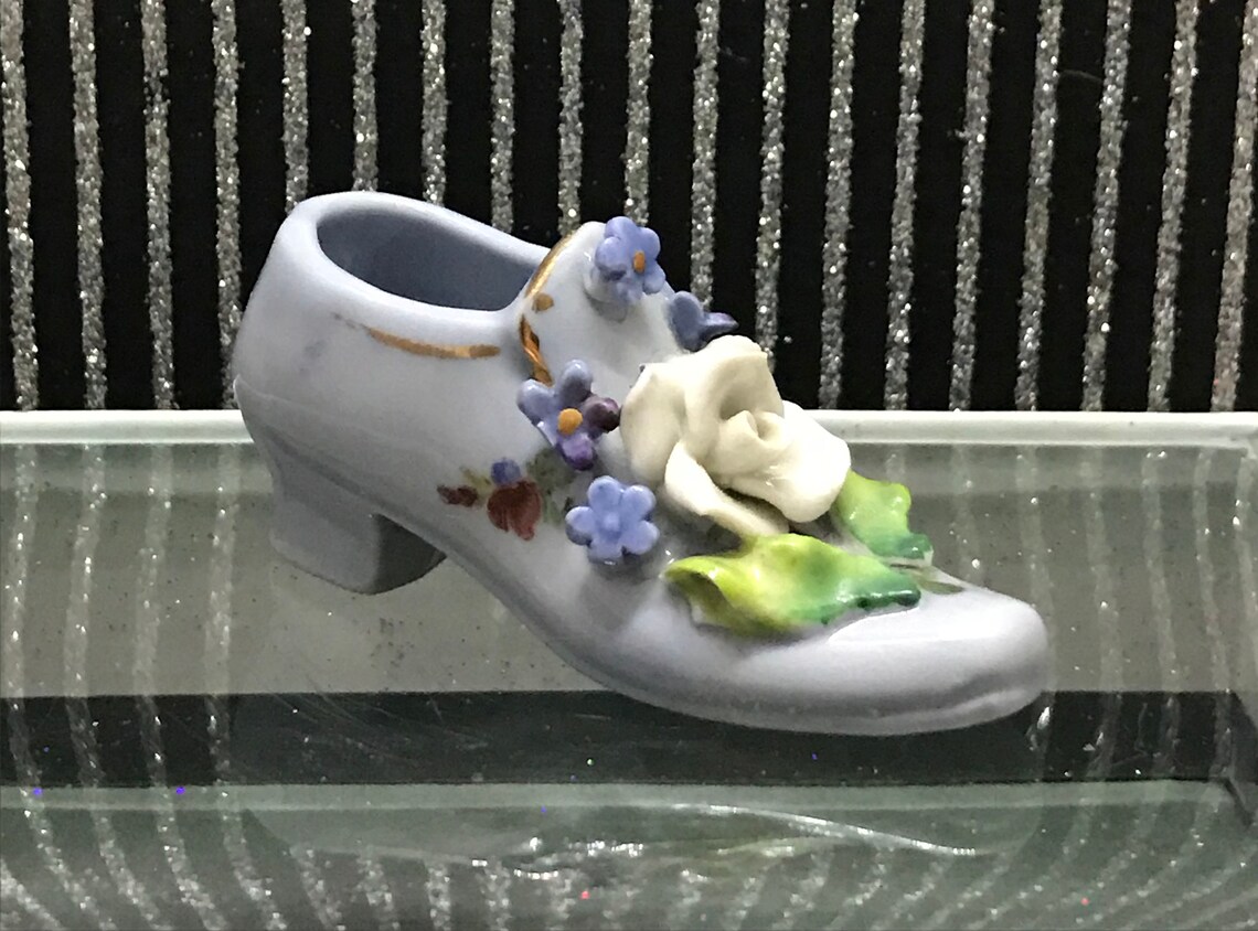 Chaussure miniature en porcelaine allemande  Etsy