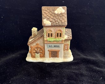 Vintage Porcelain S.C. Mill light up house. Hometown America collection christmas 1993