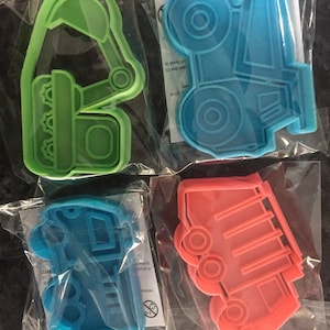 transport/gruvdrift set med 4 kakformar/präglare