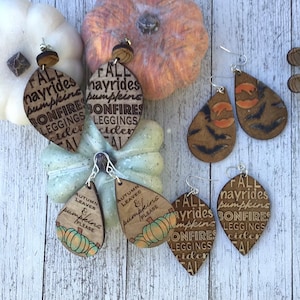 Pendiente temático de otoño SVG/Pendiente de otoño SVG/Pendiente láser SVG/Pendiente de calabaza/Pendiente de Halloween Svg/Pendientes rústicos/Pendientes de murciélago