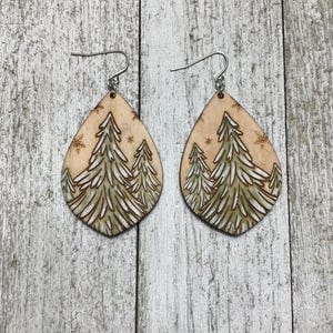 Christmas Tree Earrings File/String Snowy Tree Earring SVG/Glowforge Earring File/ Laser Earring SVG/Christmas Earring SVG/Glowforge Svg