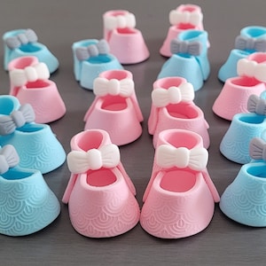 1 x Pair of Baby Bootie cake toppers, fondant icing baby bootie cake decorations,  babyshower cake toppers