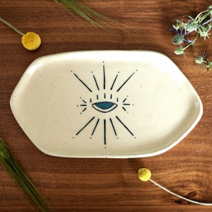 Handmade Amelia Ceramic Plate. Ring Holder. Jewelry Key Flat Dish. Trinket Vanity Tray for Accessories. Pottery Graphic Tray. Gift Ideas