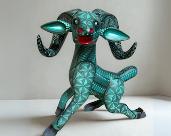 Mexican Oaxacan Alebrije Bighorn Sheep Borrego Cimarron — Hand-Carved and Hand-Painted Copal Wood, Folk Art from Oaxaca