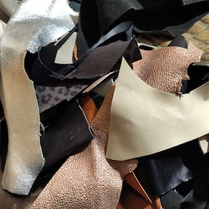 1 lb genuine Italian leather scraps pieces, jewelry supplies material, mix remnants for crafts
