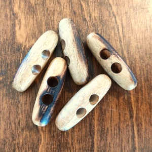Olive wood &quot;burned&quot; 40mm toggle buttons for coats