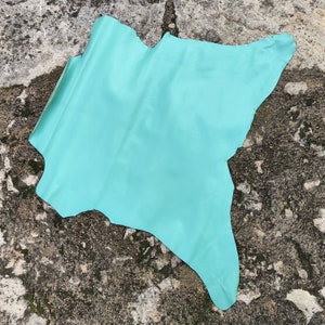 Pelle di capra pieno fiore turchese per fodera, piccoli materiali artigianali in tessuto di pelle azzurra, spessore 0,8 - 1 mm