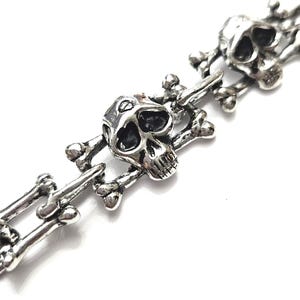 Skull & Crossbones Link Bracelet
