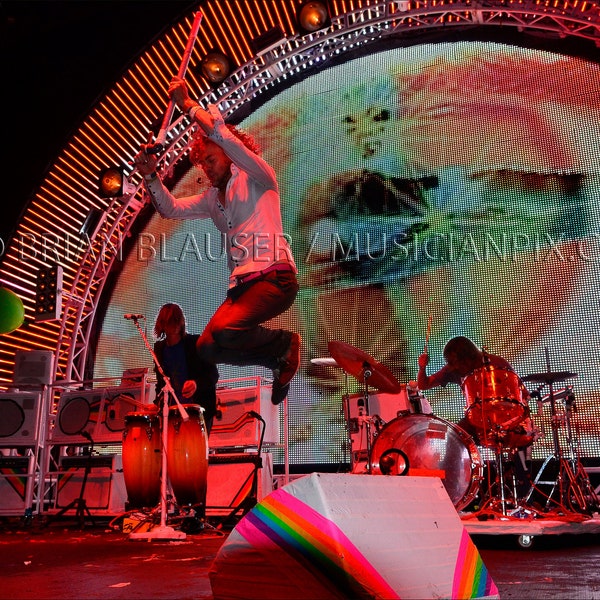 The FLAMING LIPS 2011 Photo 8.5x11 - 13x19 Contemporary Print - Nelsonville Music Festival - Concert Photography - Psychedelic Rock