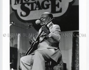 ROBERT LOCKWOOD Jr 1994 Vintage Photo 8x10 Silver Halide Gelatin Print Delta Blues Music Musician Concert Photography West Virginia WV 90s